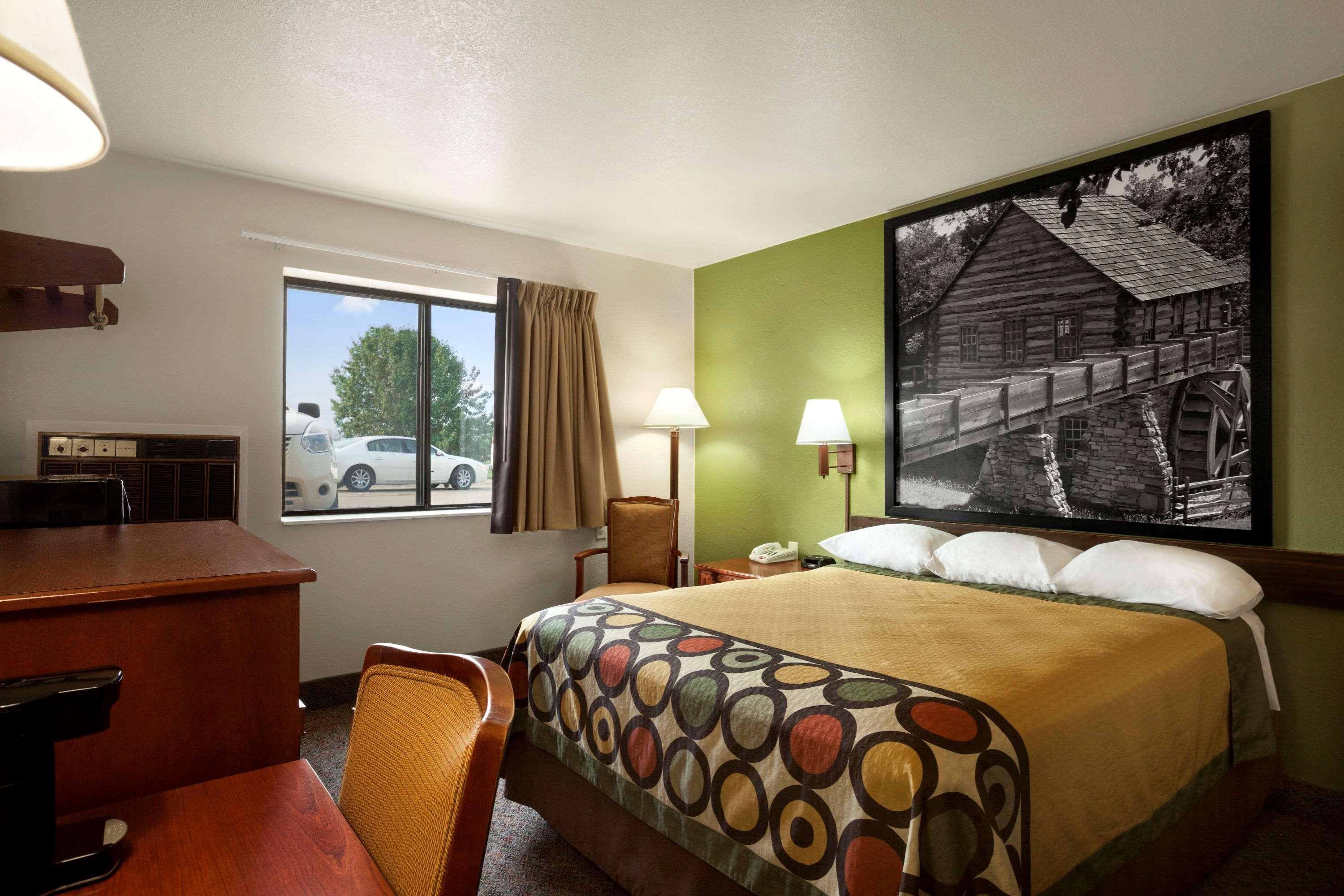 Super 8 By Wyndham Macon Motel Exterior foto